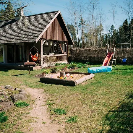 Suvemaja Chalet